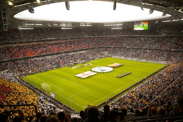 Choisir le bâton de marche parfait pour votre randonnée