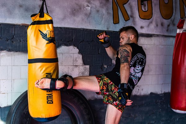 Short MMA Venum tropical jungle : confort et style au top!